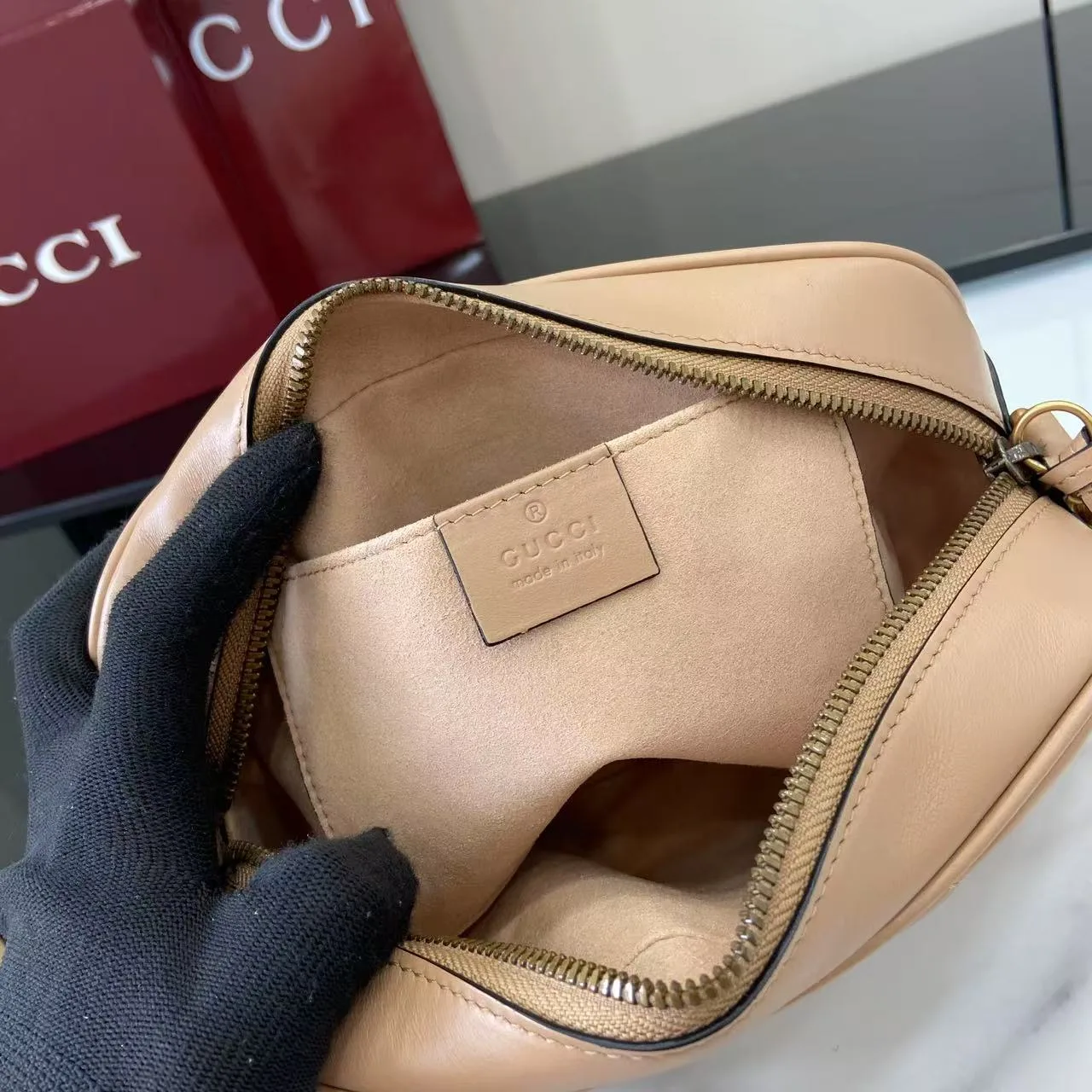Gucci Beige Marmont GG Supreme Canvas Crossbody Bag product photo from LabelPicks