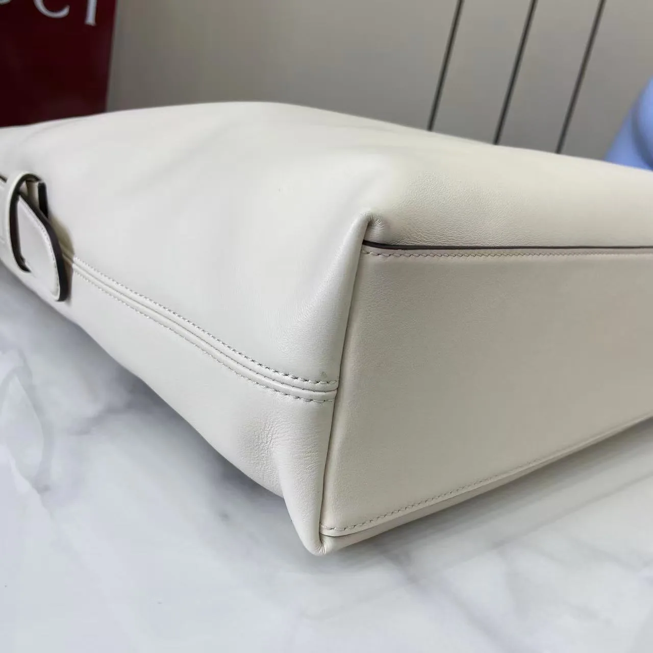 Gucci White Smooth Leather Tote Bag product photo from LabelPicks