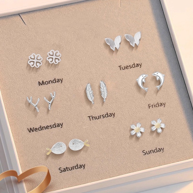 999 pure silver weekly earrings for women, featuring a forest-inspired design, offering a fresh and elegant look. These high-end earrings make a perfect gift for the Qixi Festival and Valentine's Day