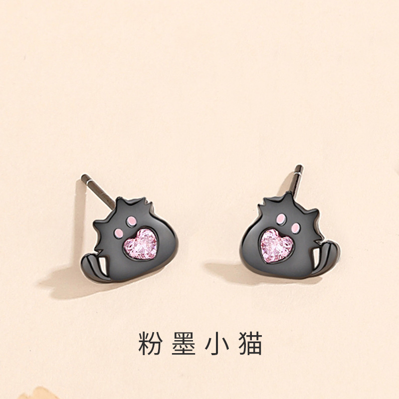 Original heart-shaped black cat earrings for women, Japanese sweet and cool style, 925 sterling silver earrings, niche cute ins earrings