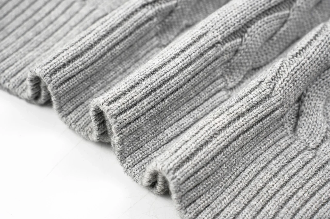 Ralph Lauren Light Grey Pony Embroidered Cable Knit Crewneck Sweater product photo from LabelPicks