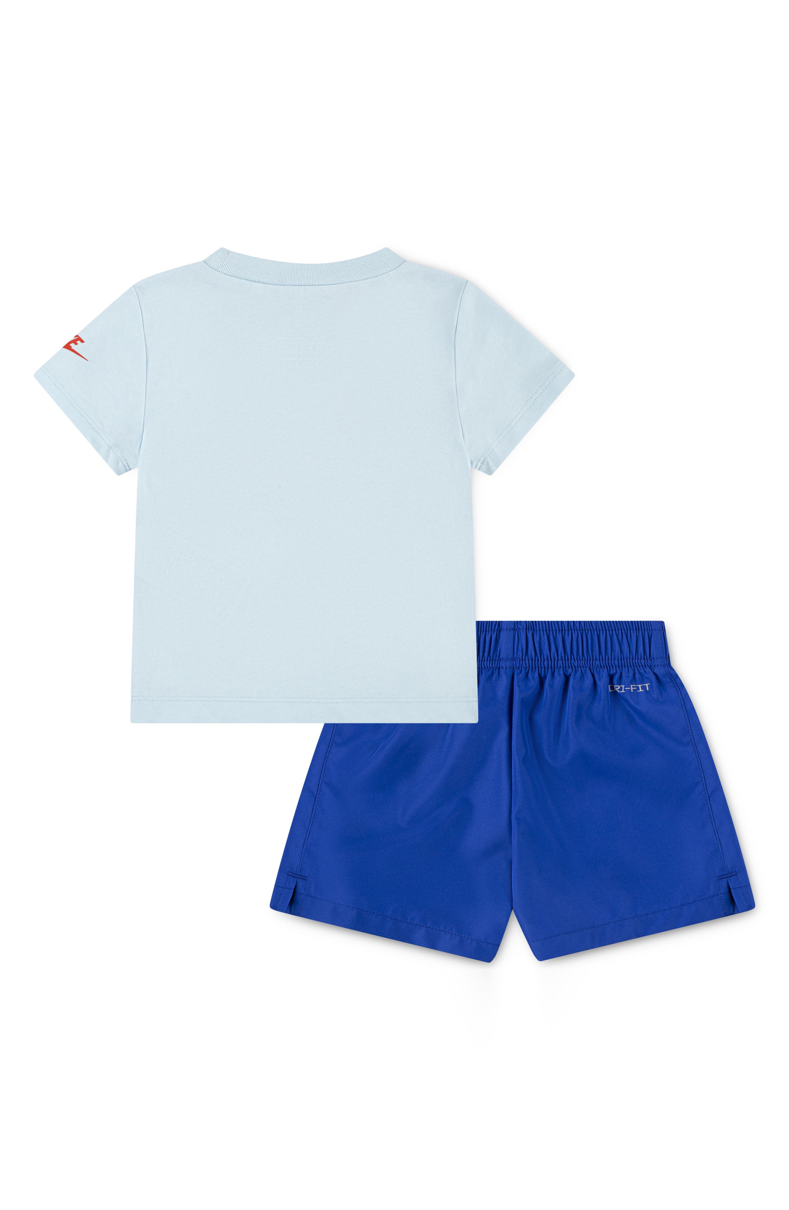 Nike Sportswear Graphic T-Shirt & Shorts Set