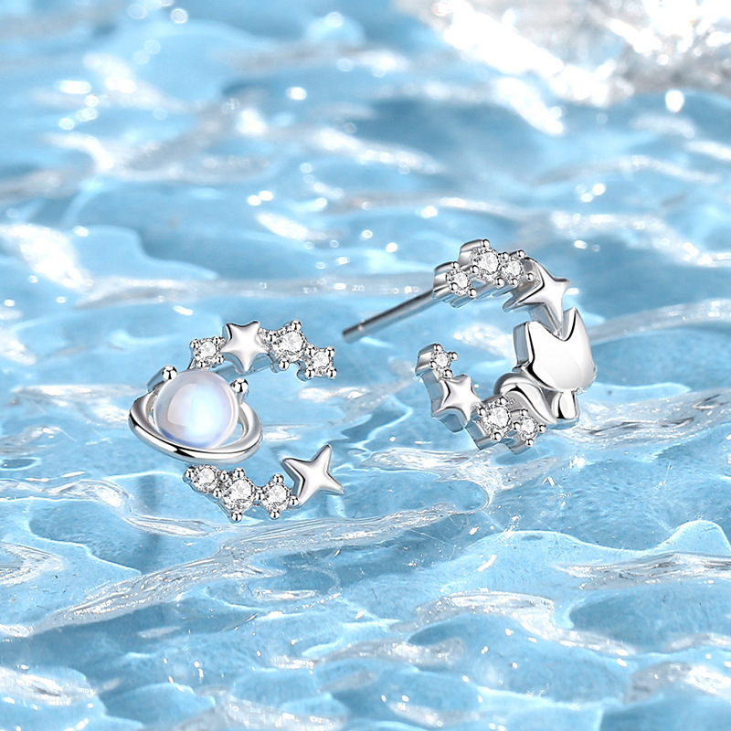 Original roaming planet little fox earrings for women, 925 sterling silver, unique design featuring a star and moonstone, in the trendy Instagram style