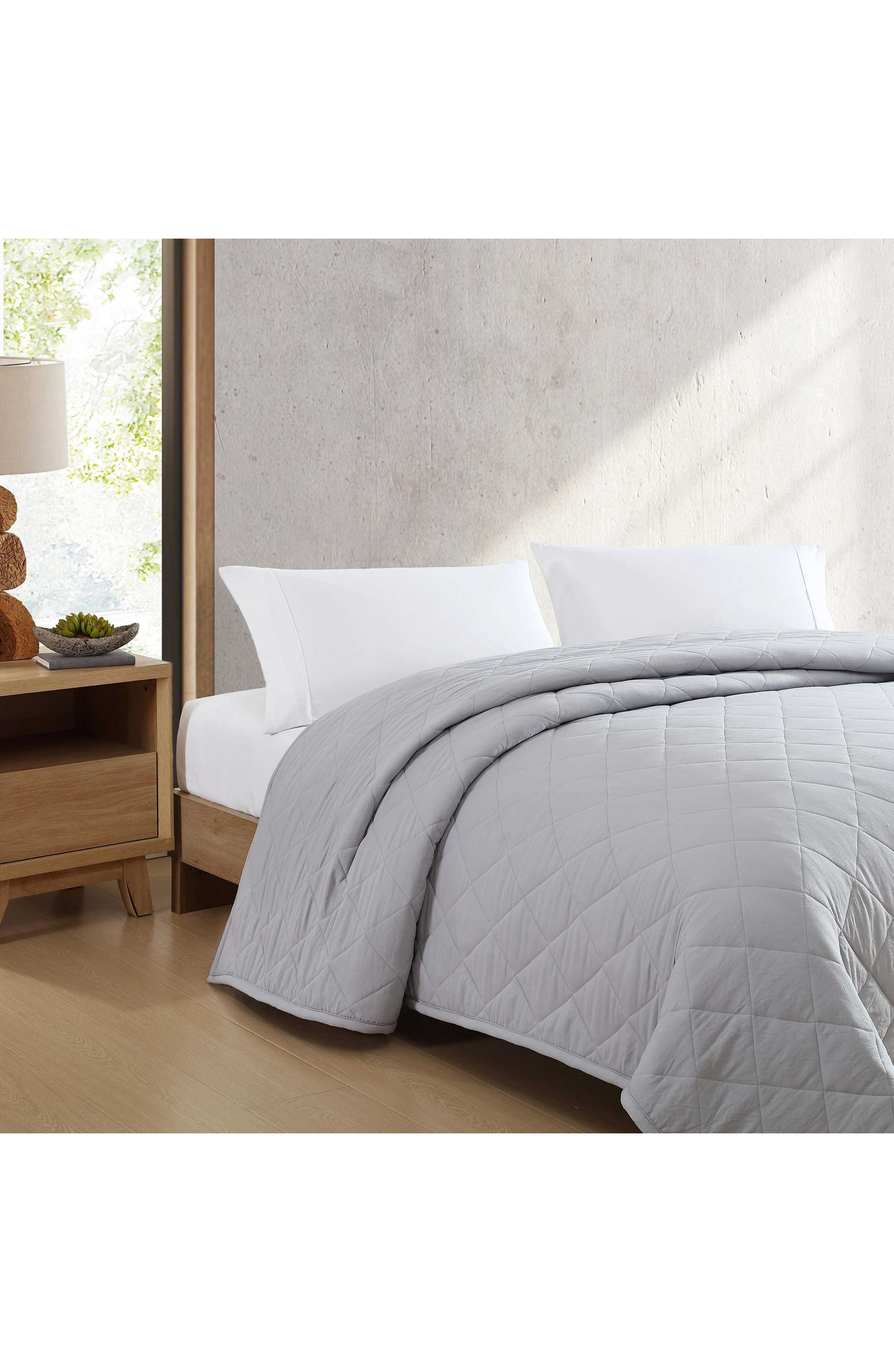Eddie Bauer Classic Soft Solid Blanket