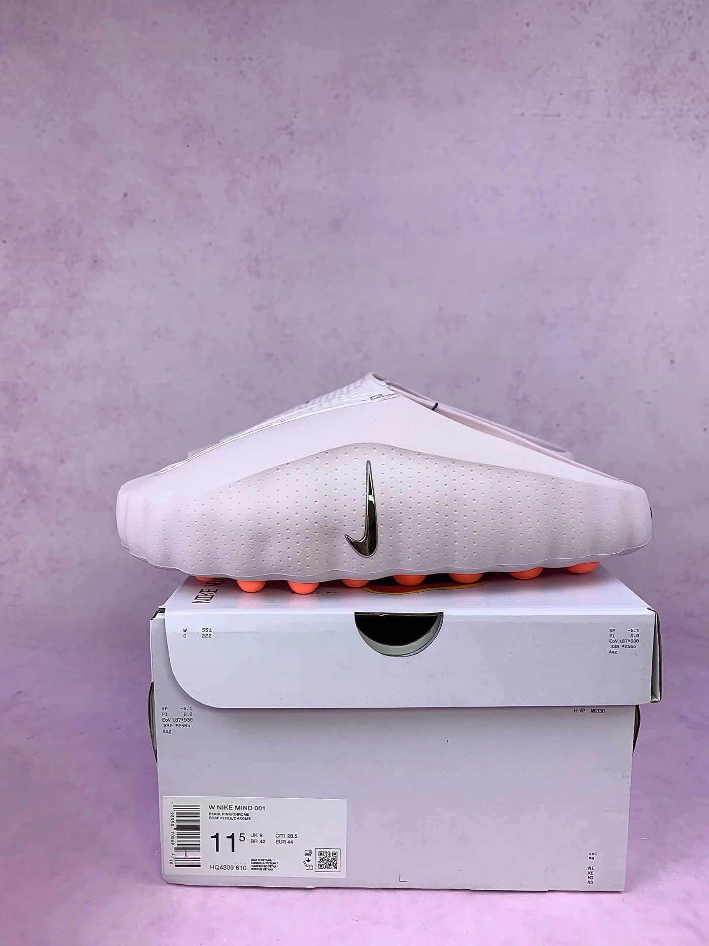 Nike Mind 001 Slides product photo from LabelPicks