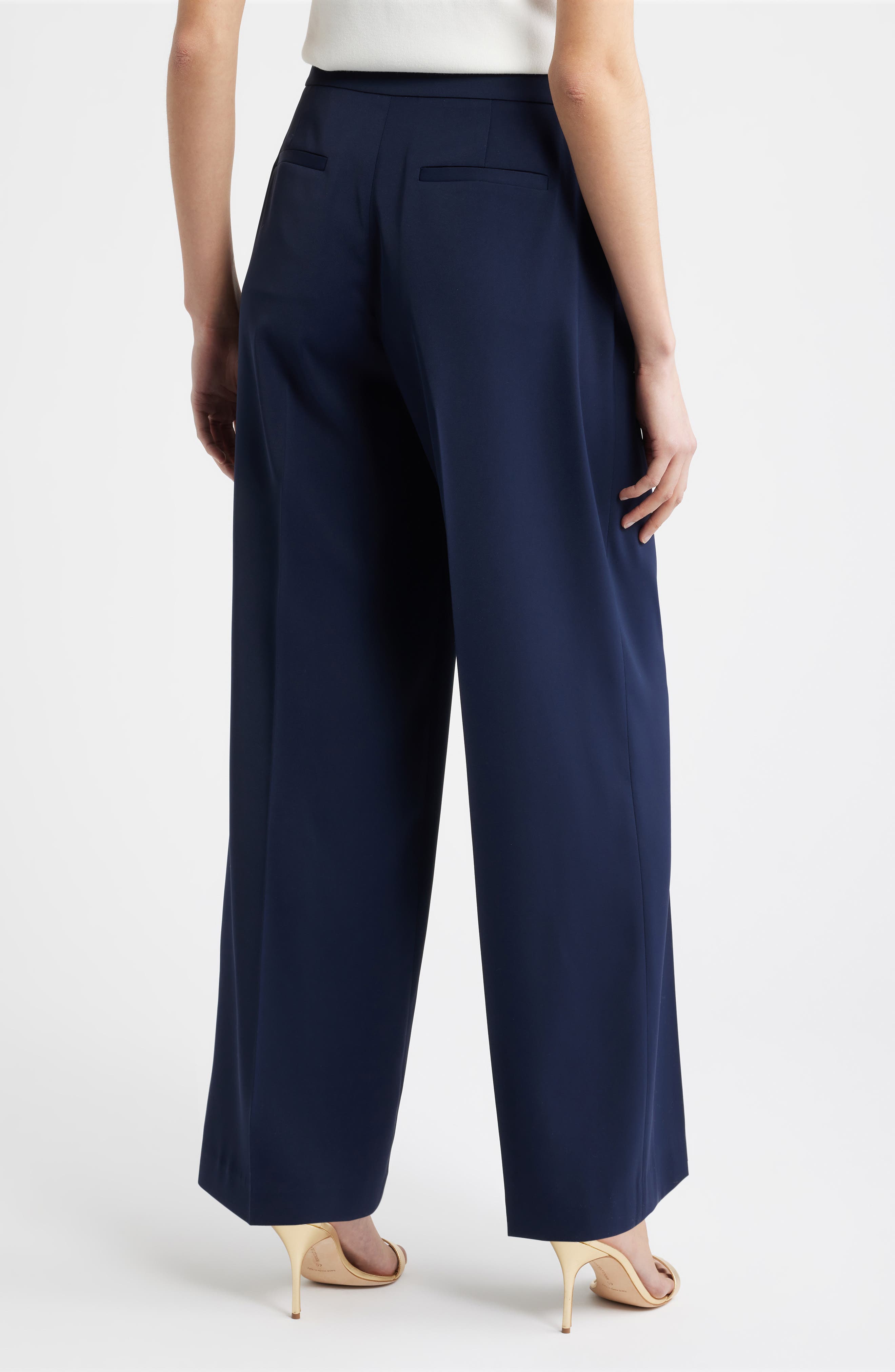 Elie Tahari The Sarah Chain Detail High Waist Straight Leg Pants