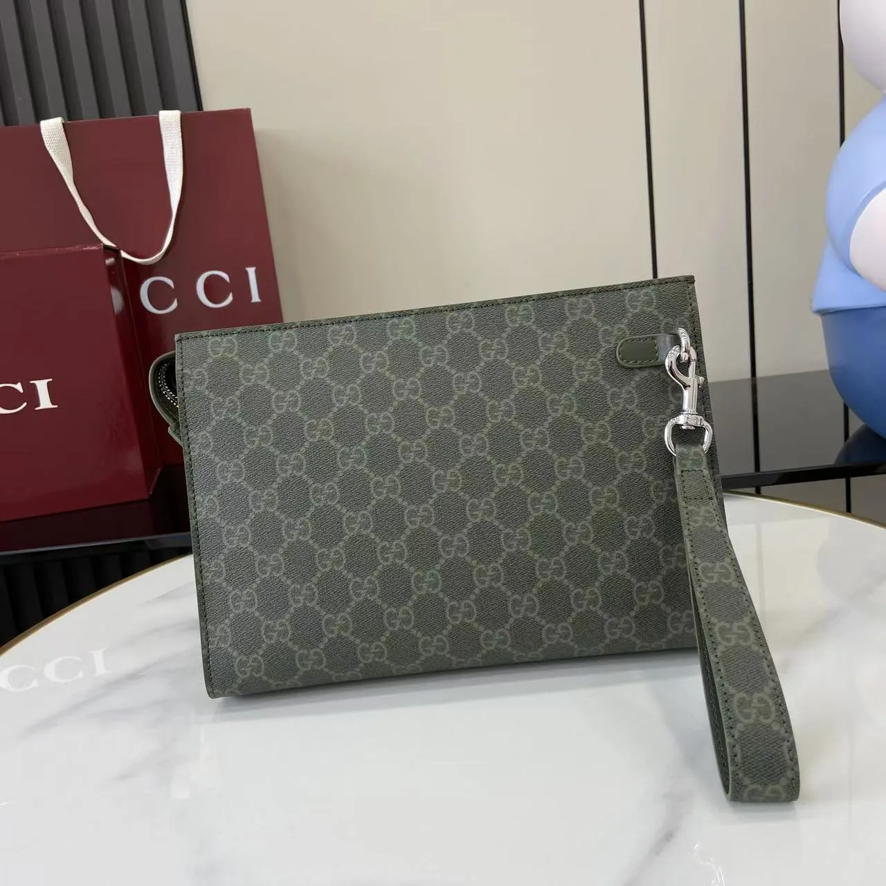 Gucci Compact Clutch product photo from LabelPicks