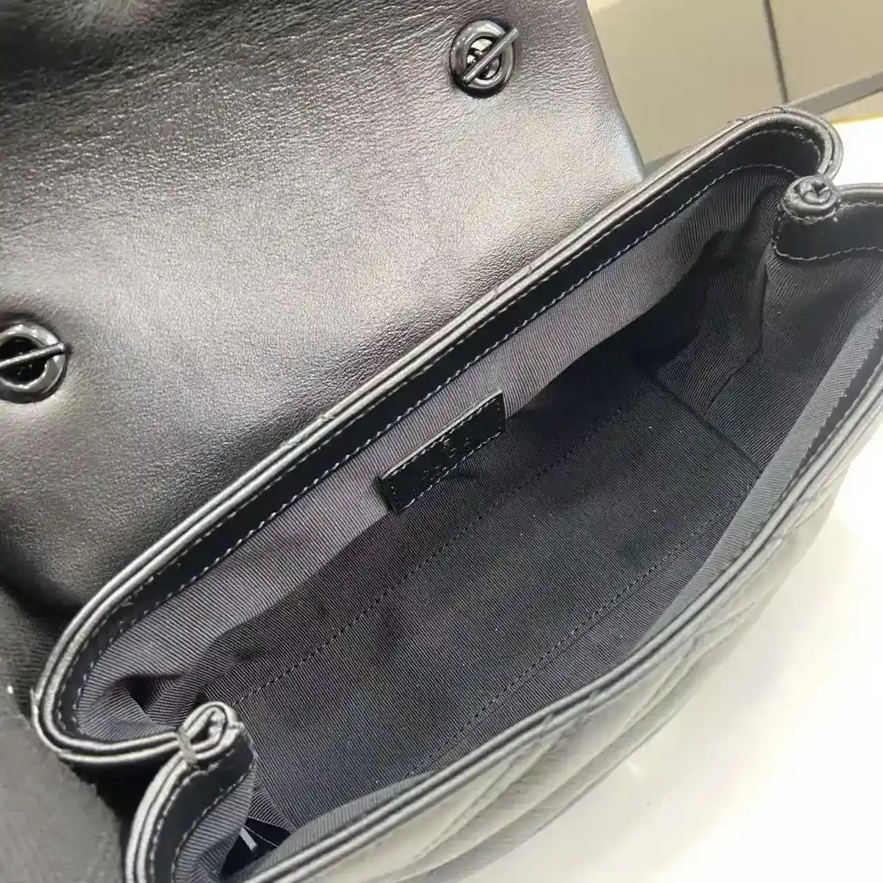 Gucci Black Marmont GG Supreme Canvas Crossbody Bag product photo from LabelPicks