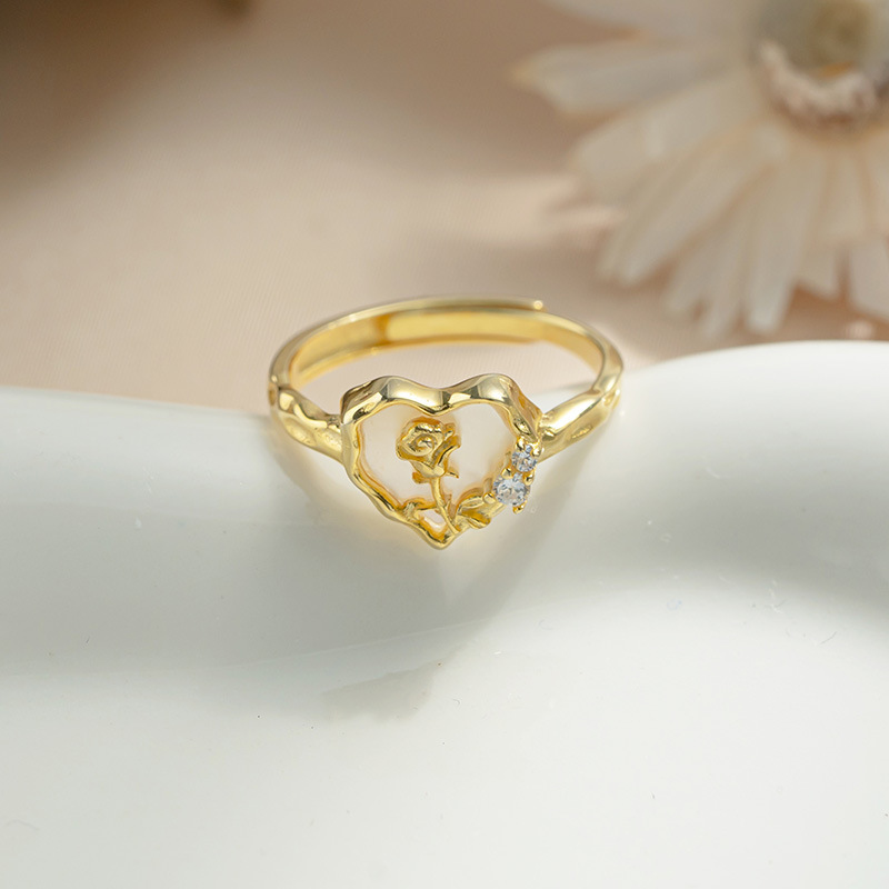Original design, heart-shaped rose ring, forest-themed, popular on social media, same style as seen on Instagram, adjustable ring with a heart-shaped mother-of-pearl accent
