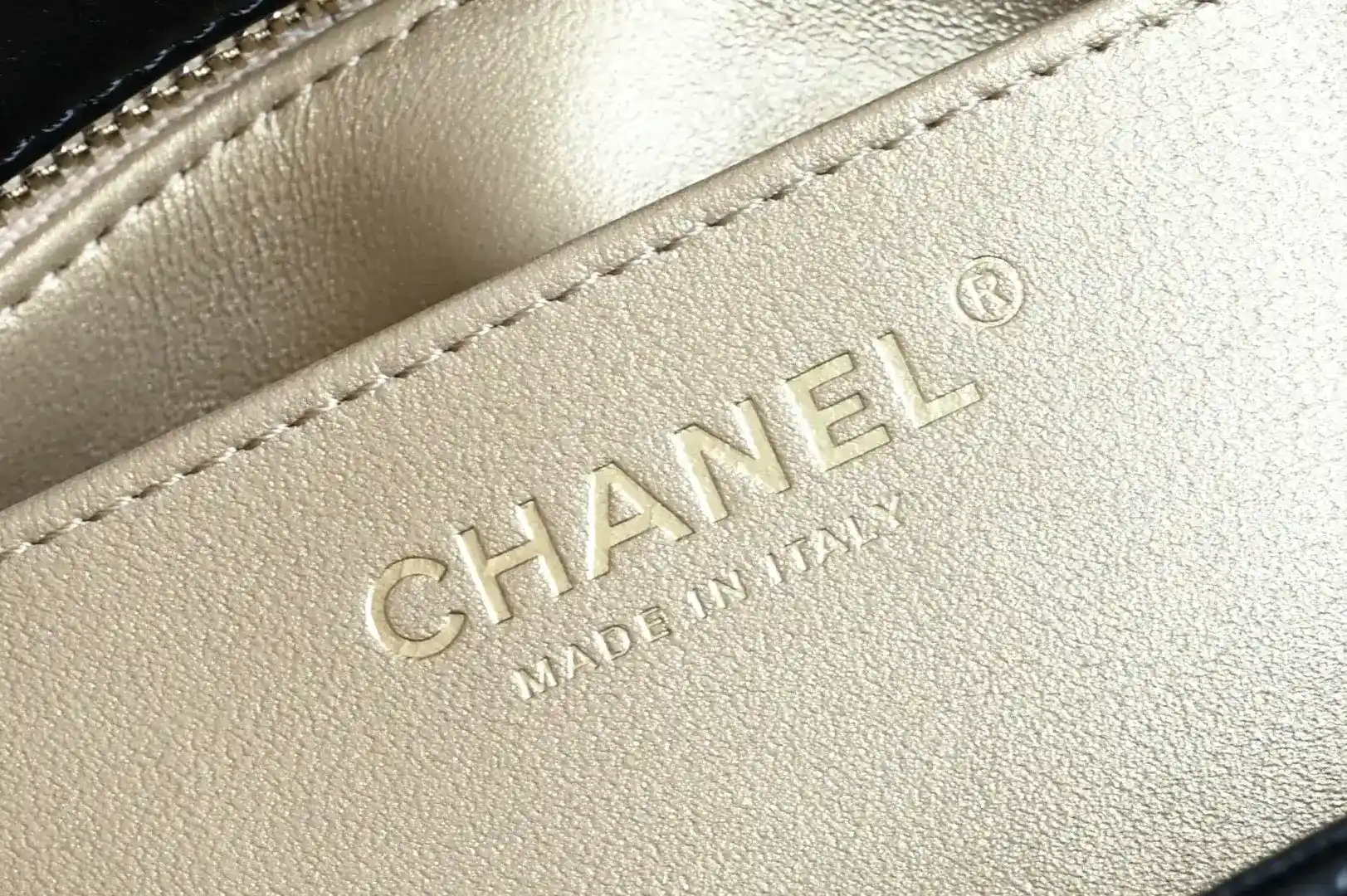 Chanel Black Lambskin Shoulder Bag product photo from LabelPicks