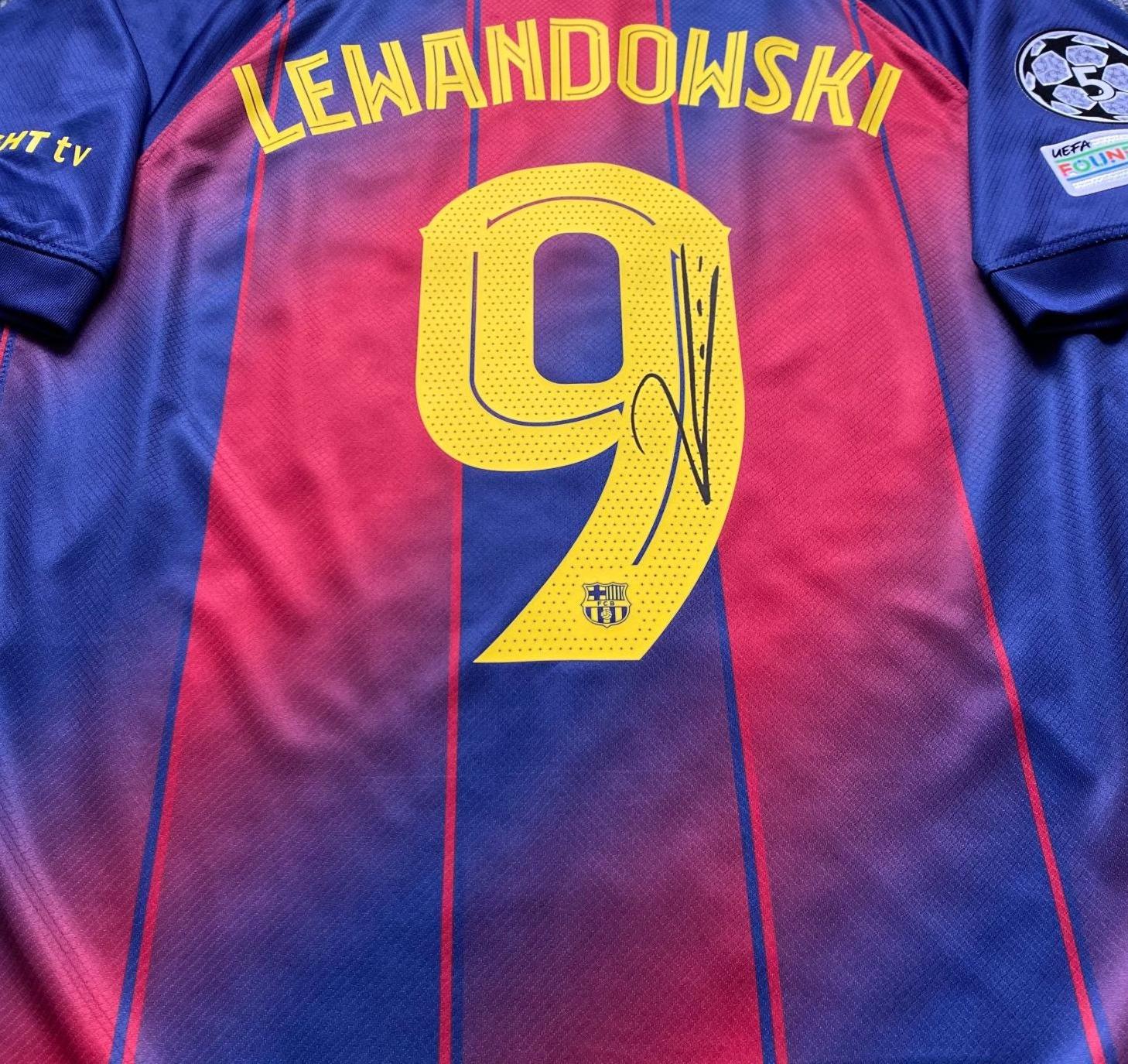 Robert Lewandowski SIGNED Barcelona 25/26 Home #9 Jersey/Shirt - COA - 2025