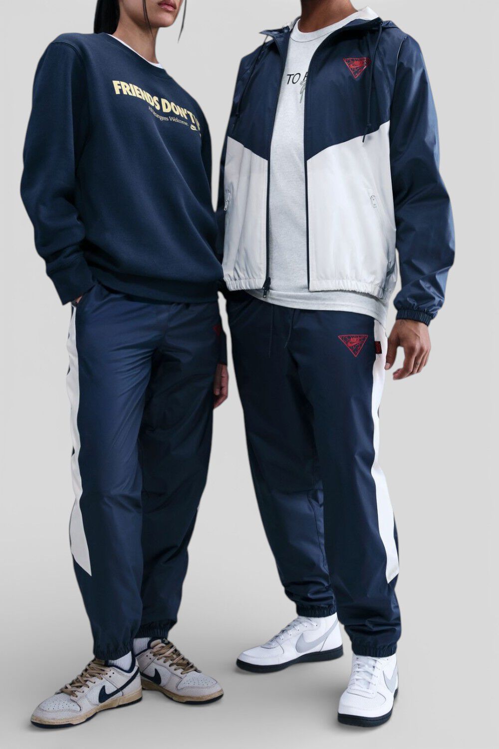 NIKE מכנסי ג'וגר נייקי X דברים מוזרים