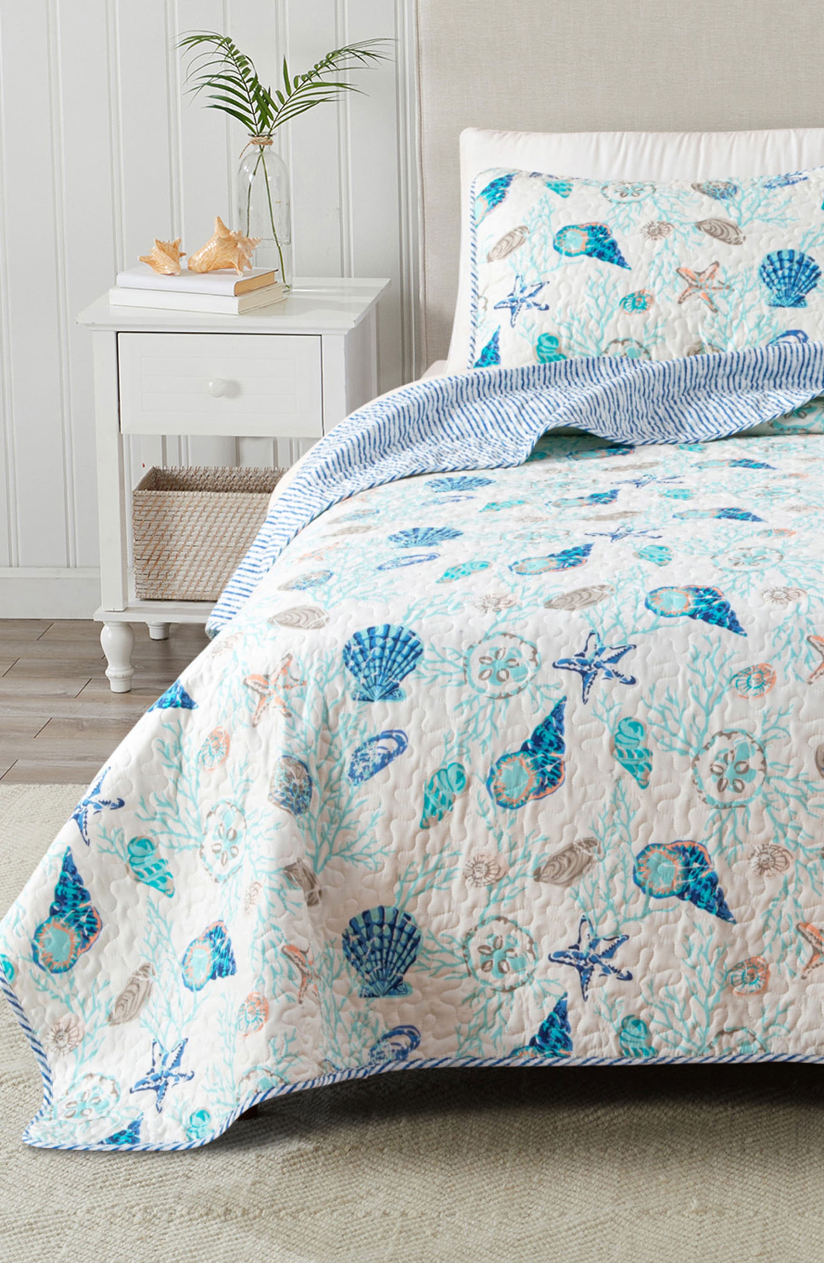 Woven & Weft Coastal Seashells Quilt Set