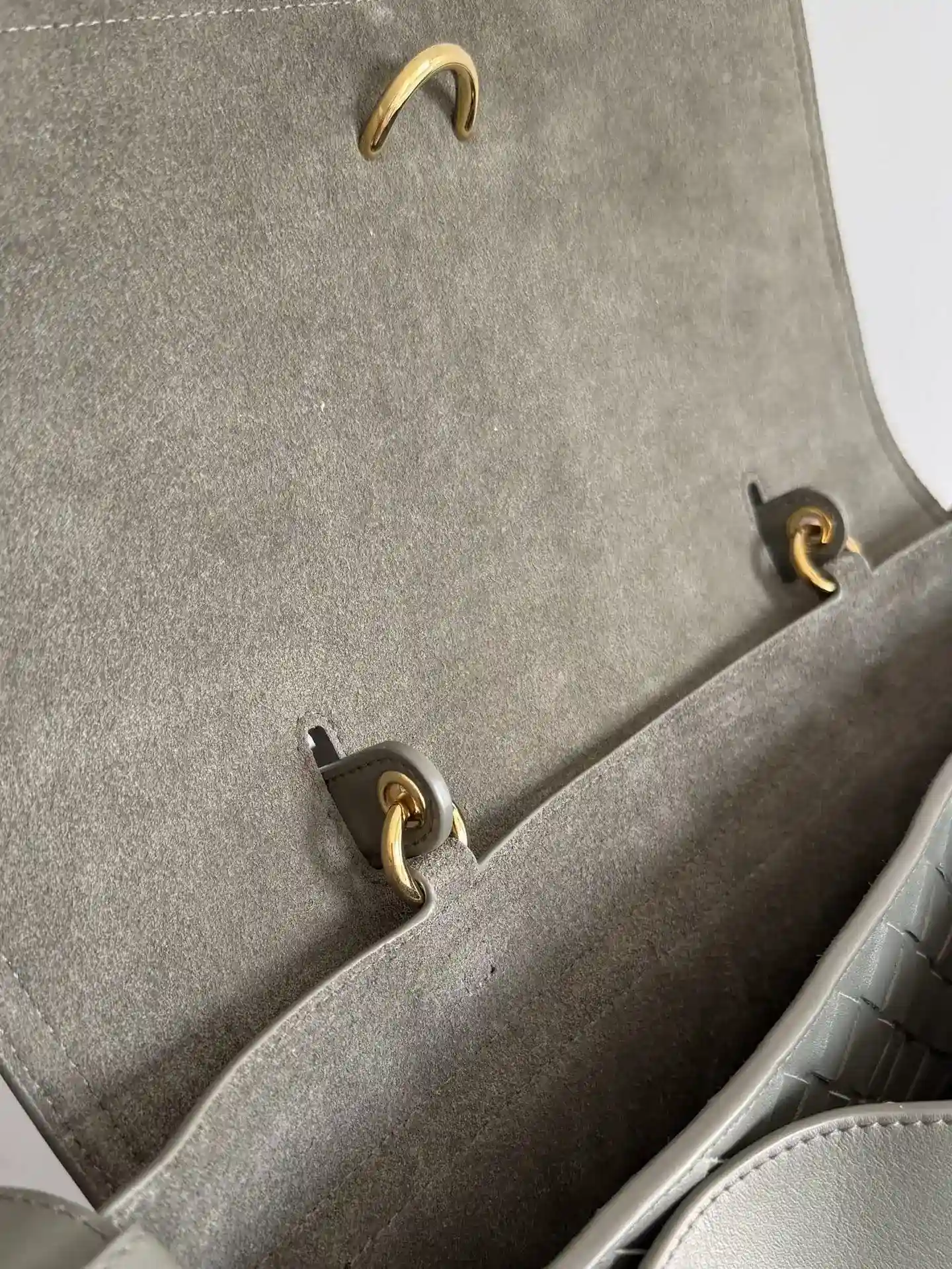 Bottega Veneta Intrecciato Woven Leather Knot Shoulder Bag product photo from LabelPicks