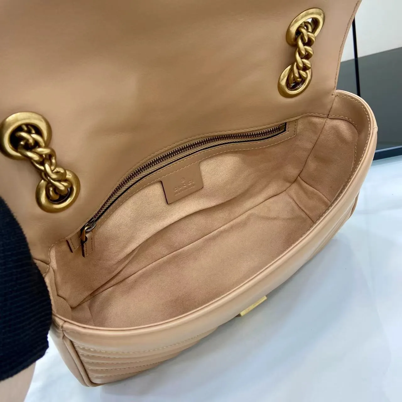 Gucci Marmont Beige GG Supreme Canvas Shoulder Bag product photo from LabelPicks