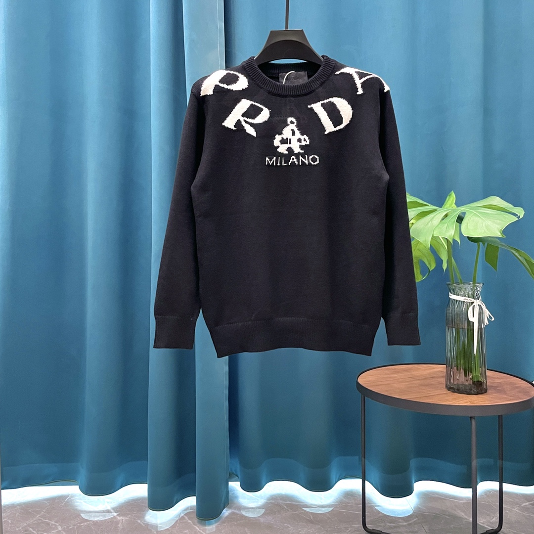 Letters Jacquard Long Sleeve Knitted Sweater