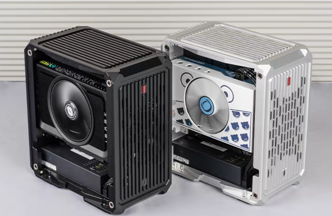 C2 iTX 9700X 32GB+1TB RTX5070 iTXCase Desktop Build Brand New - GreshamTech