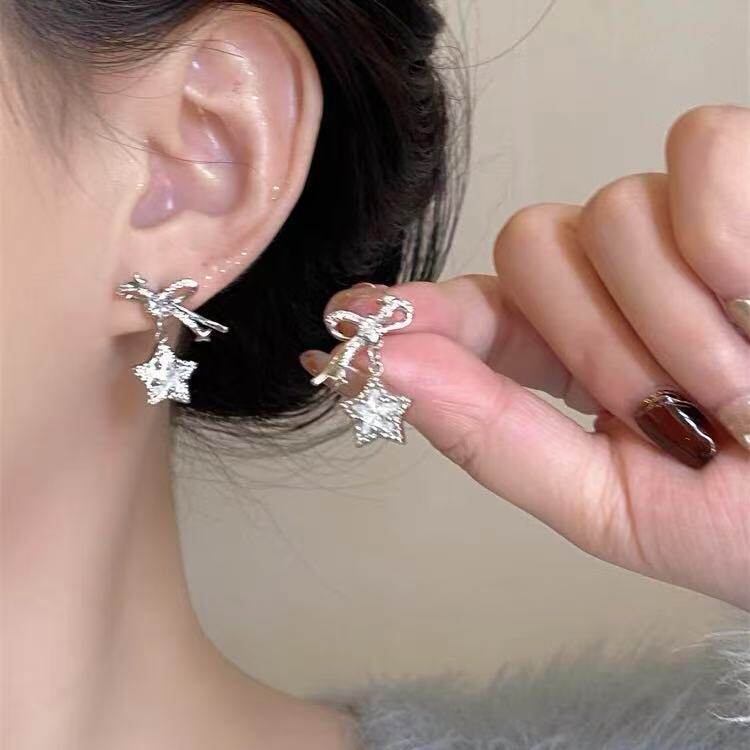 925 sterling silver star and bowknot earrings, cute and sweet, versatile, Korean-style, trendy, and with a unique, high-end aesthetic