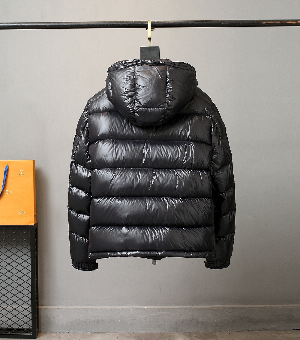 2025 latest trend warm comfortable mountaineering skiing windproof down jacket 0904