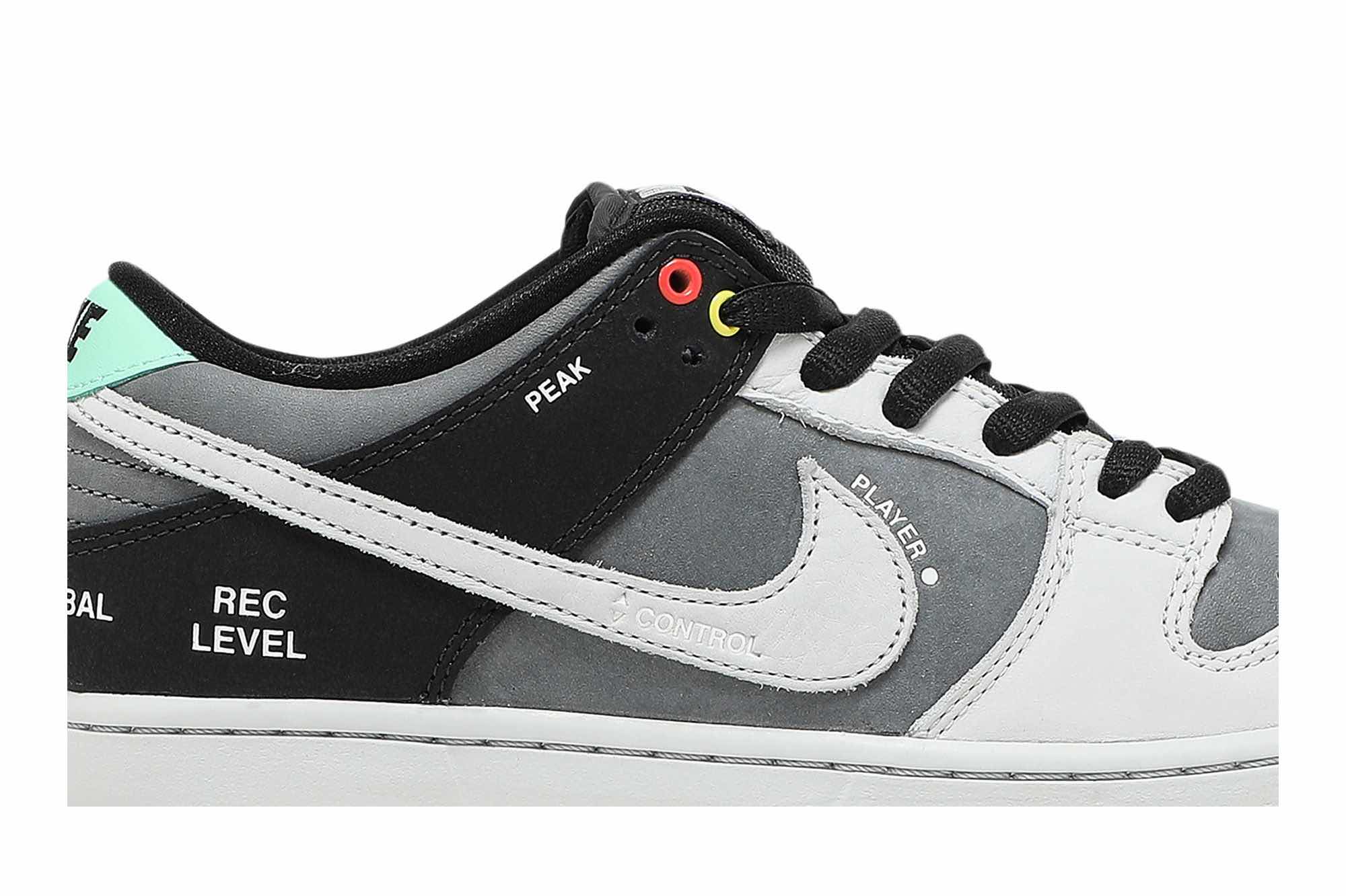 Nike SB Dunk Low ‘Camcorder’ CV1659-001
