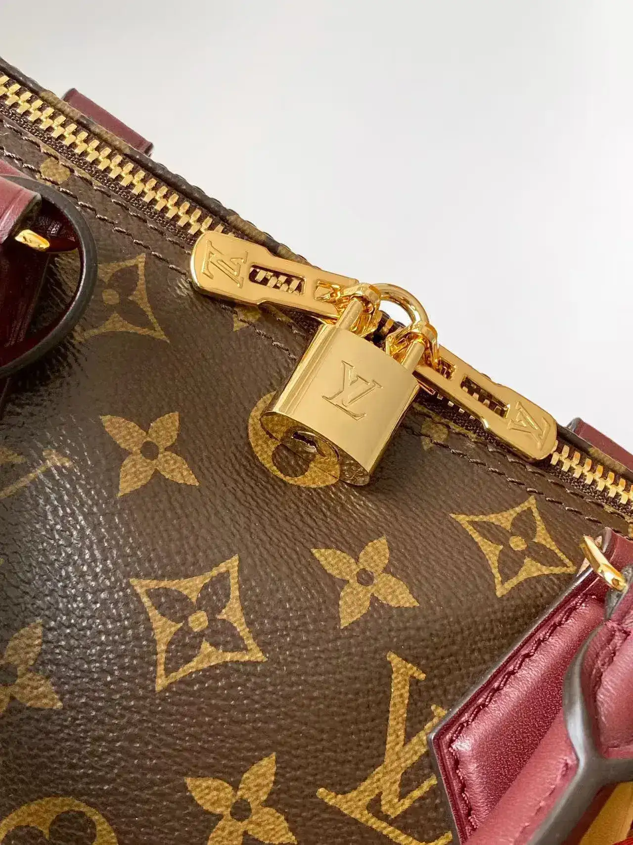 Louis Vuitton Black Speedy Monogram Canvas Top Handle Bag product photo from LabelPicks