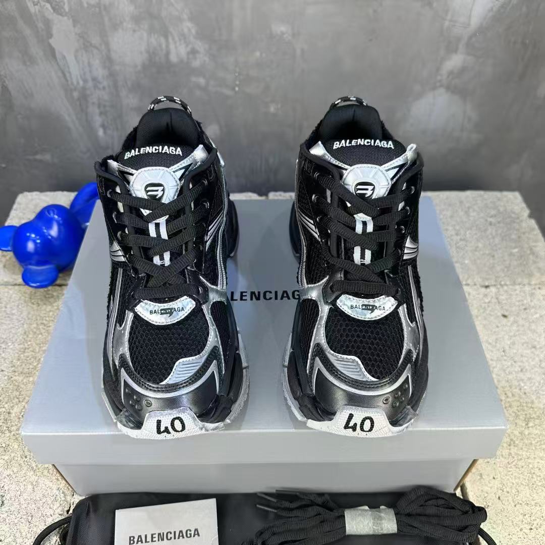 0919 Men sneaker silver and black shoe