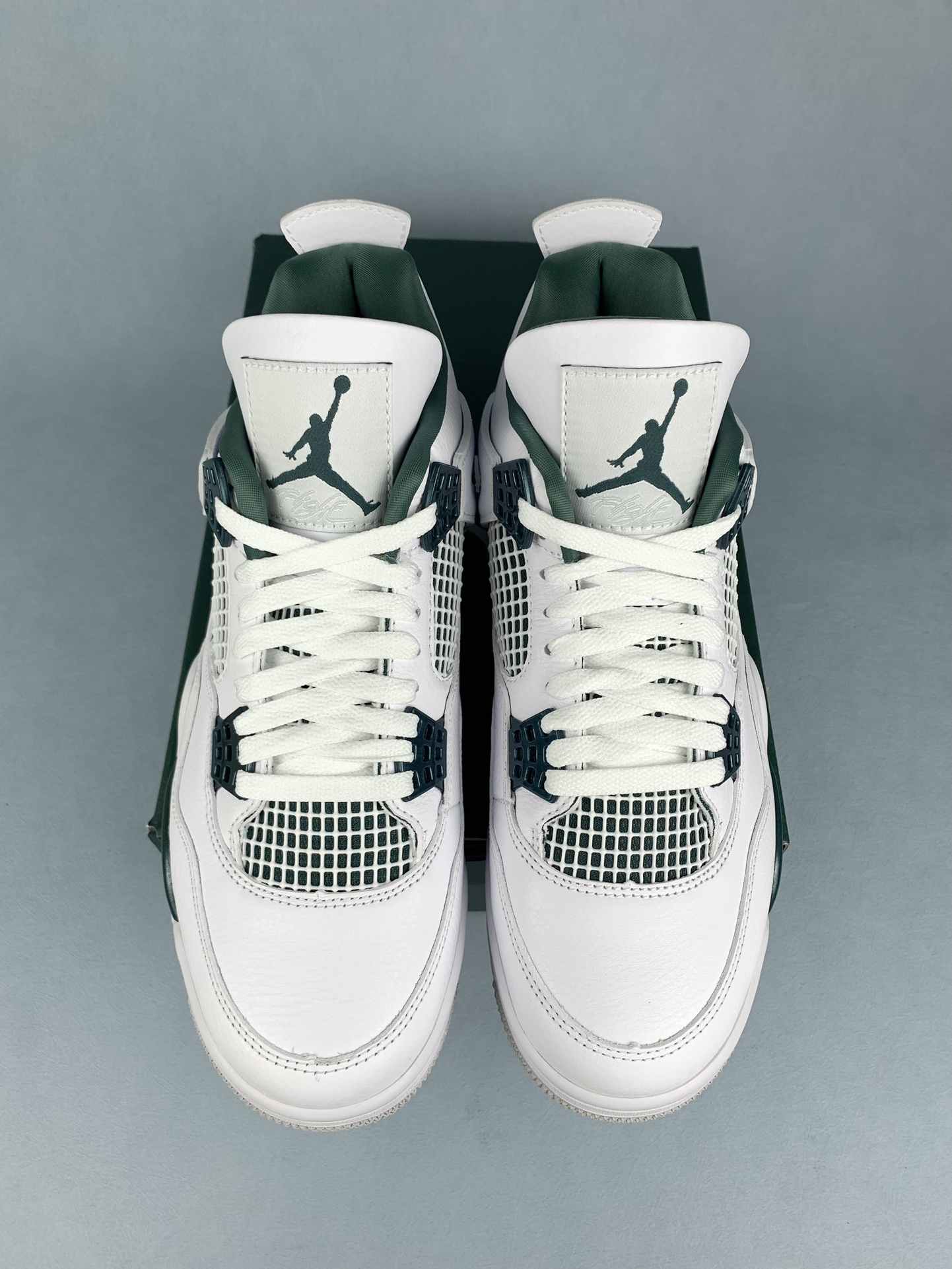 Air Jordan 4 