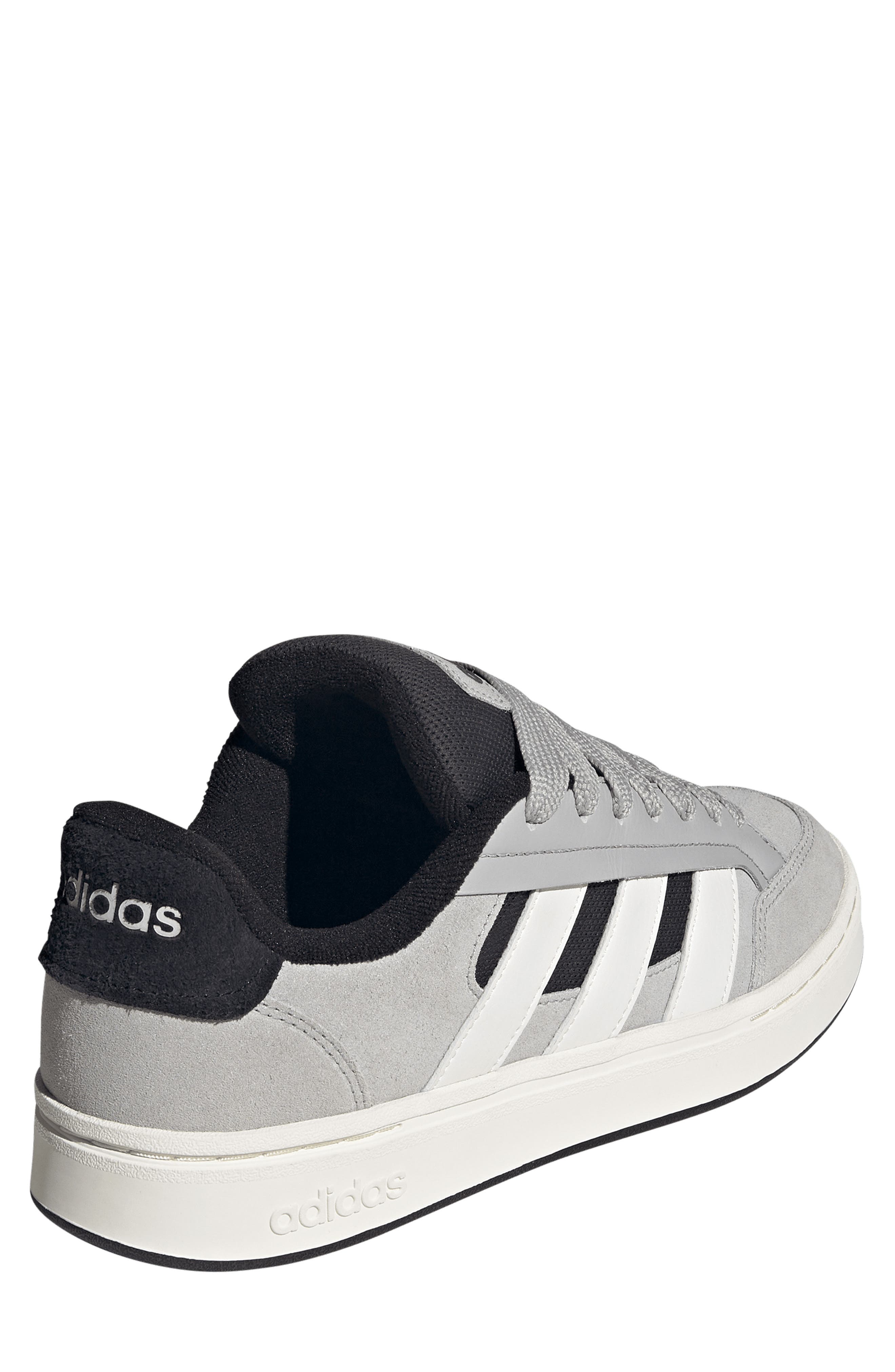 adidas Alpha Sk8 Sneaker