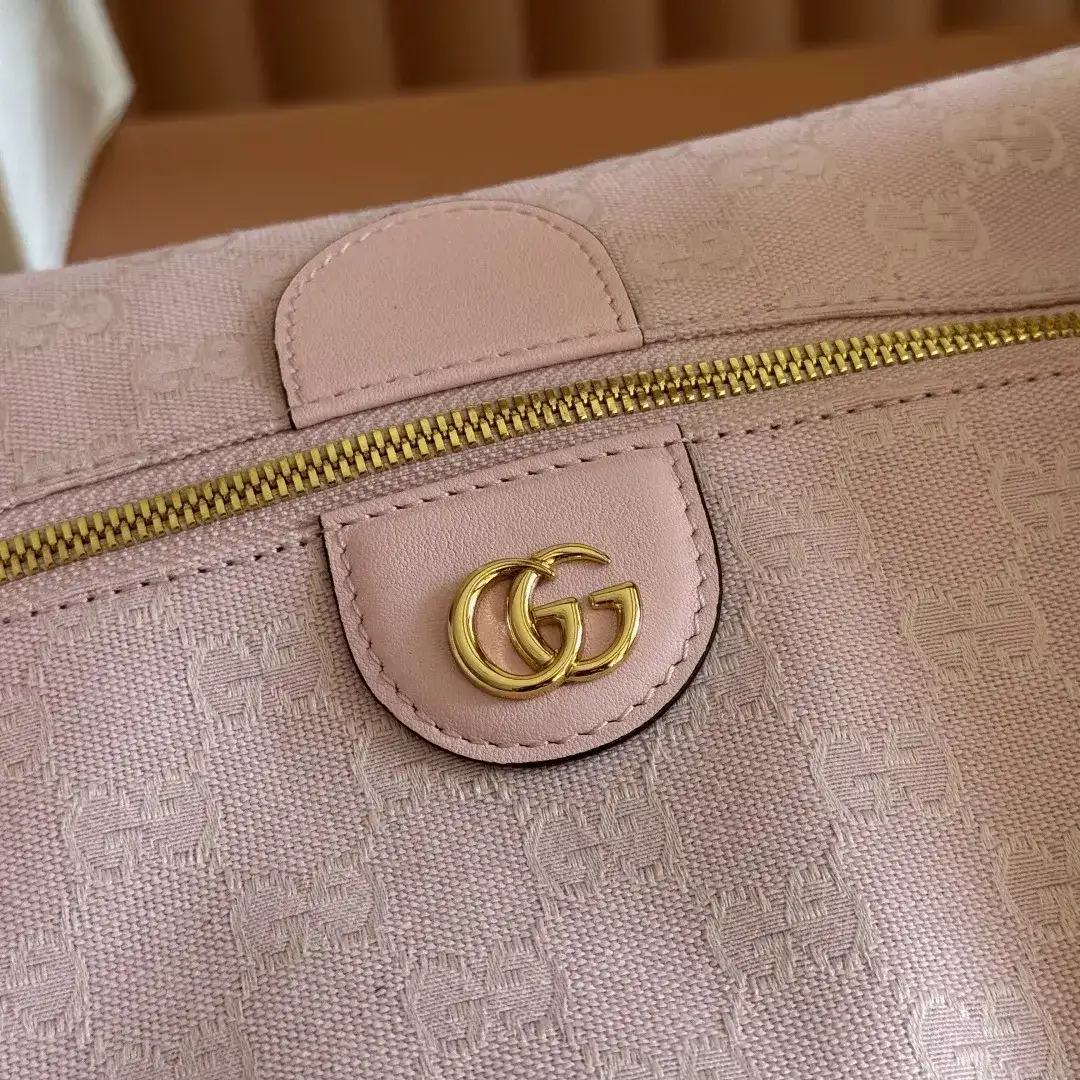 Gucci Pink GG Supreme Canvas Shoulder Bag product photo from LabelPicks