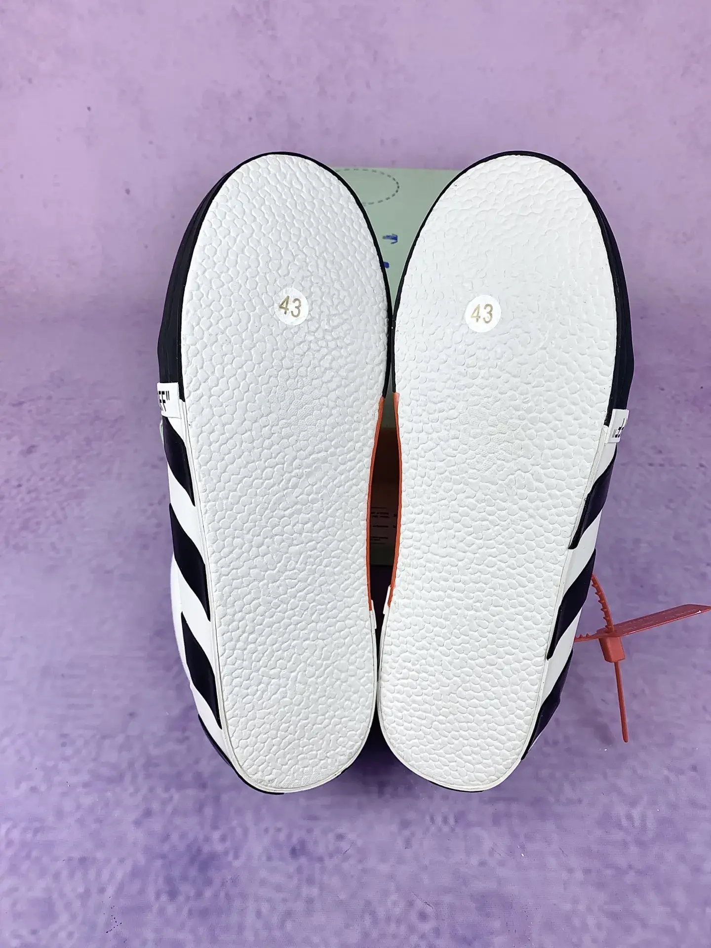 Low Vulcanized Canvas Sneakers product photo from LabelPicks