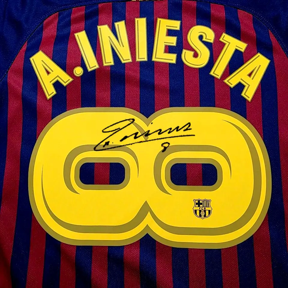 Andr茅s Iniesta SIGNED Barcelona 17/18 INFINITY Final Home Jersey/Shirt - COA - 2017