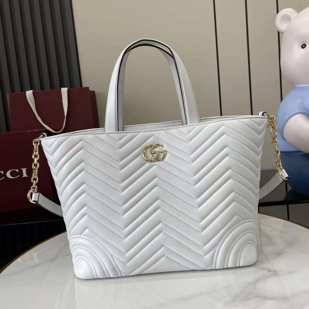 Gucci White Marmont GG Supreme Canvas Tote Bag product photo from LabelPicks