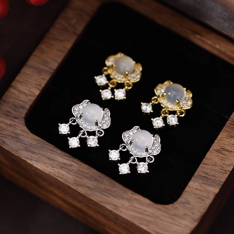 White chalcedony peace lock earrings, retro Chinese-style, versatile and elegant, simple new Chinese-style earrings