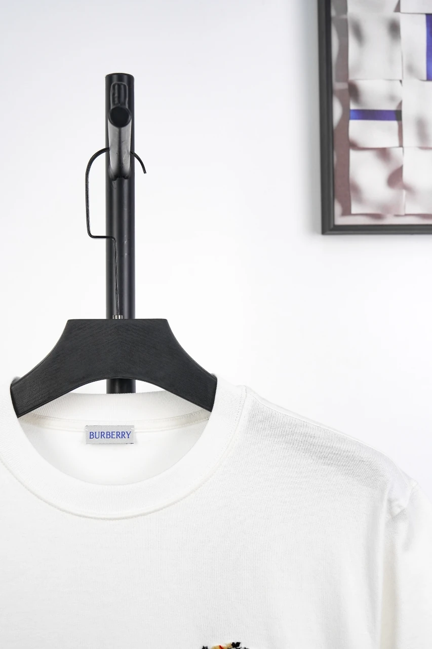 Burberry White Small Equestrian Knight Embroidered T-Shirt product photo from LabelPicks