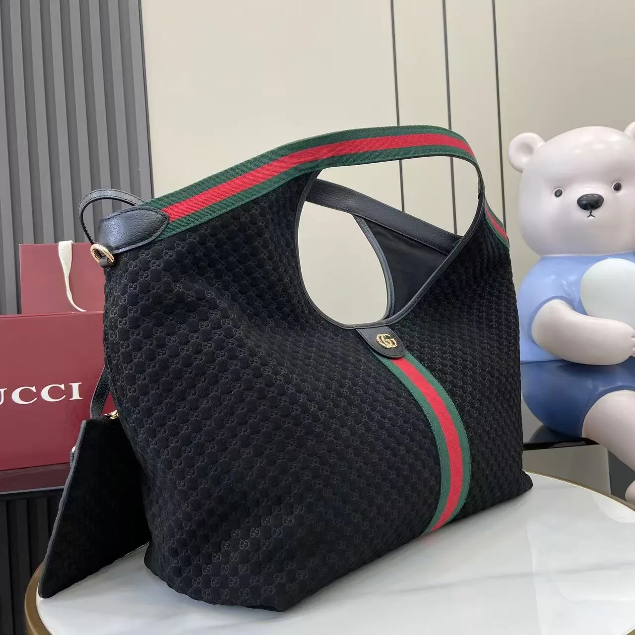 Gucci Black GG Supreme Canvas Tote Bag product photo from LabelPicks