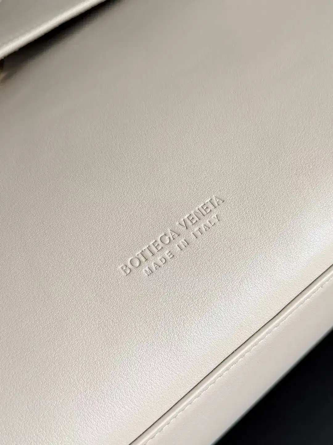 Bottega Veneta Knot Intrecciato Woven Leather Top Handle Bag product photo from LabelPicks