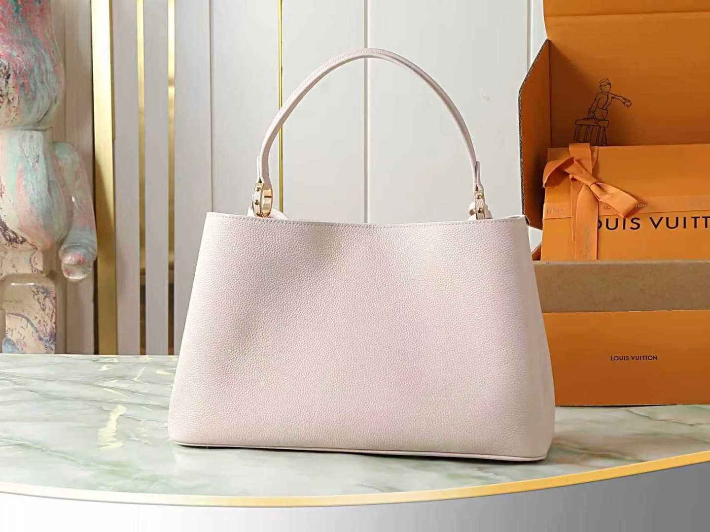 Louis Vuitton Capucines Pink Calfskin Top Handle Bag product photo from LabelPicks