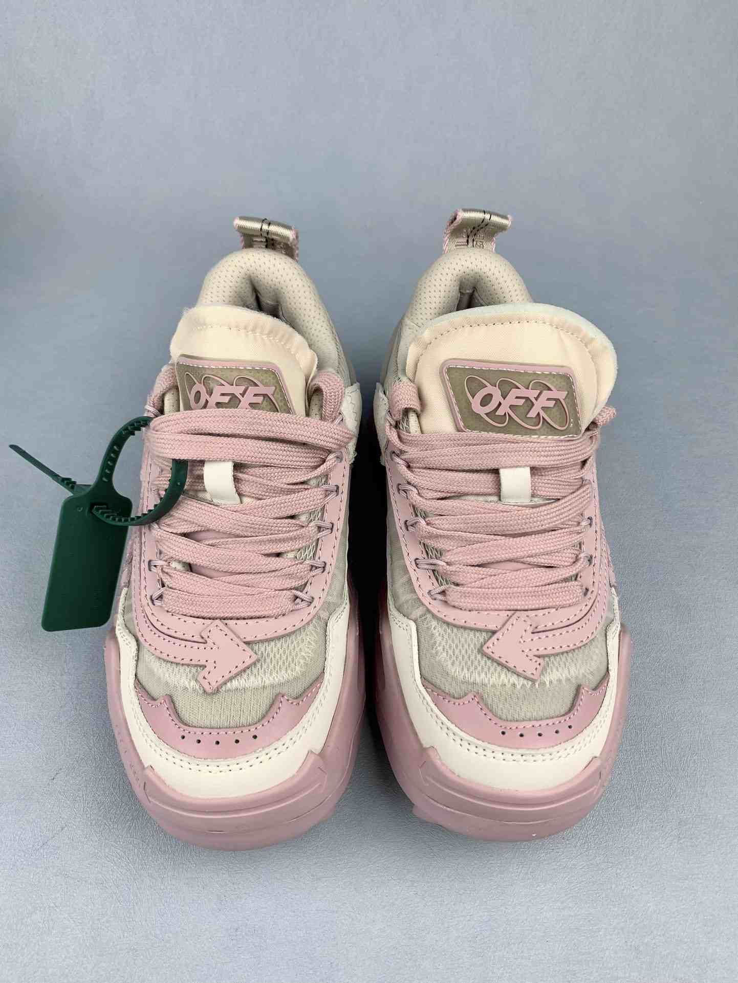 ODSY-1000 Sneakers