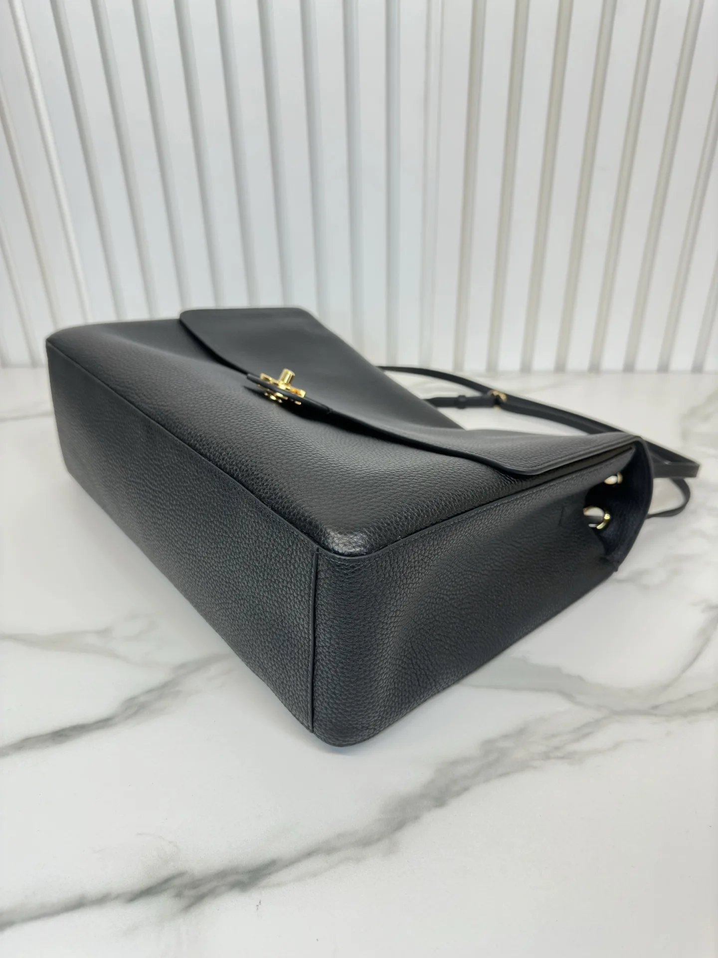 Chanel Grained Leather Classic Flap Shoulder Bag product photo from LabelPicks