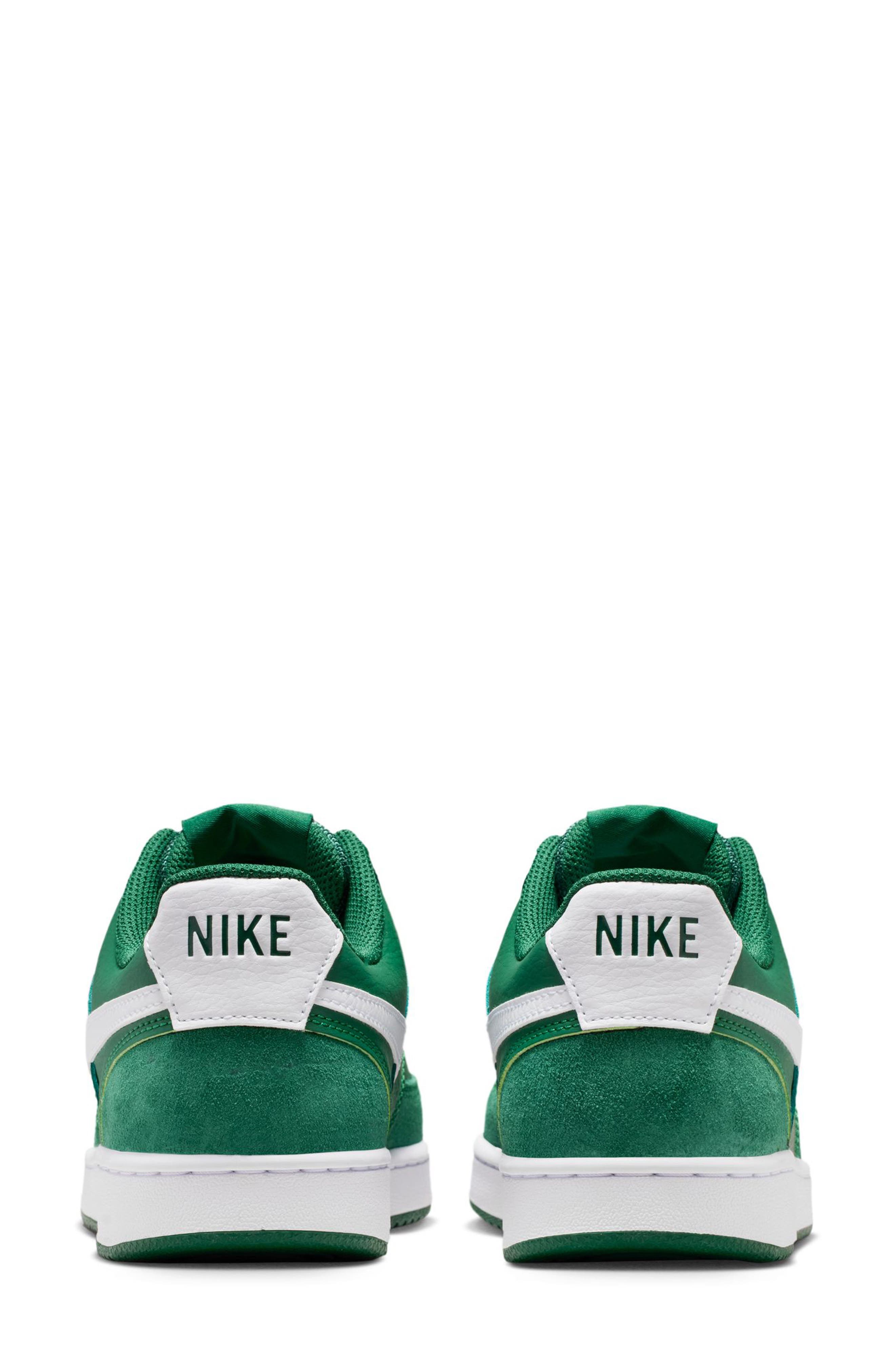 Nike Court Vision Low Sneaker