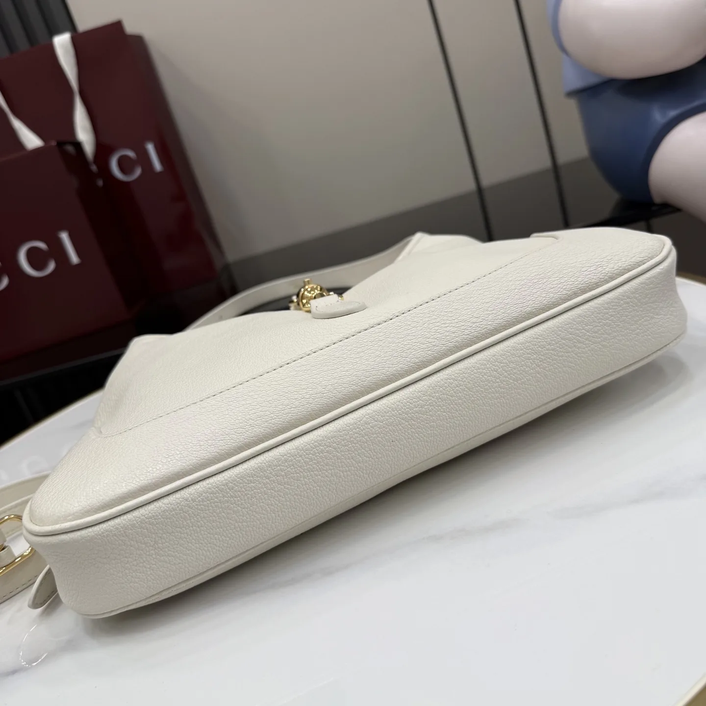 Gucci White Jackie Grained Leather Shoulder Bag product photo from LabelPicks