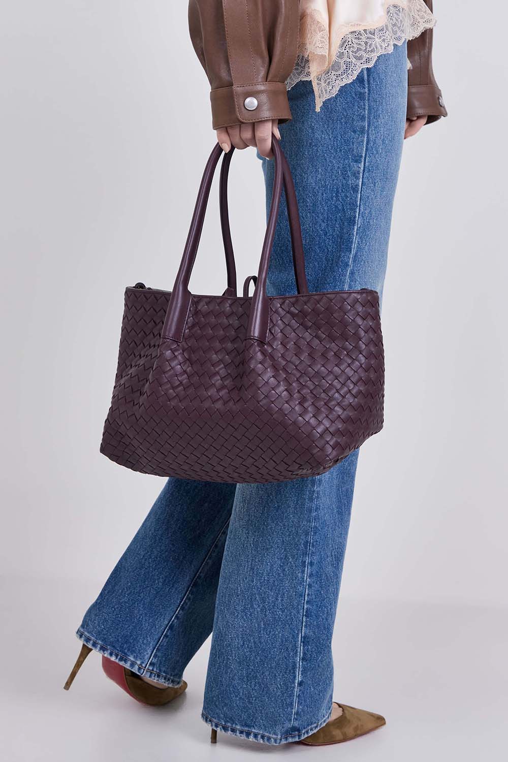 BOTTEGA VENETA תיק נשיאה פינקוטקה מדיום