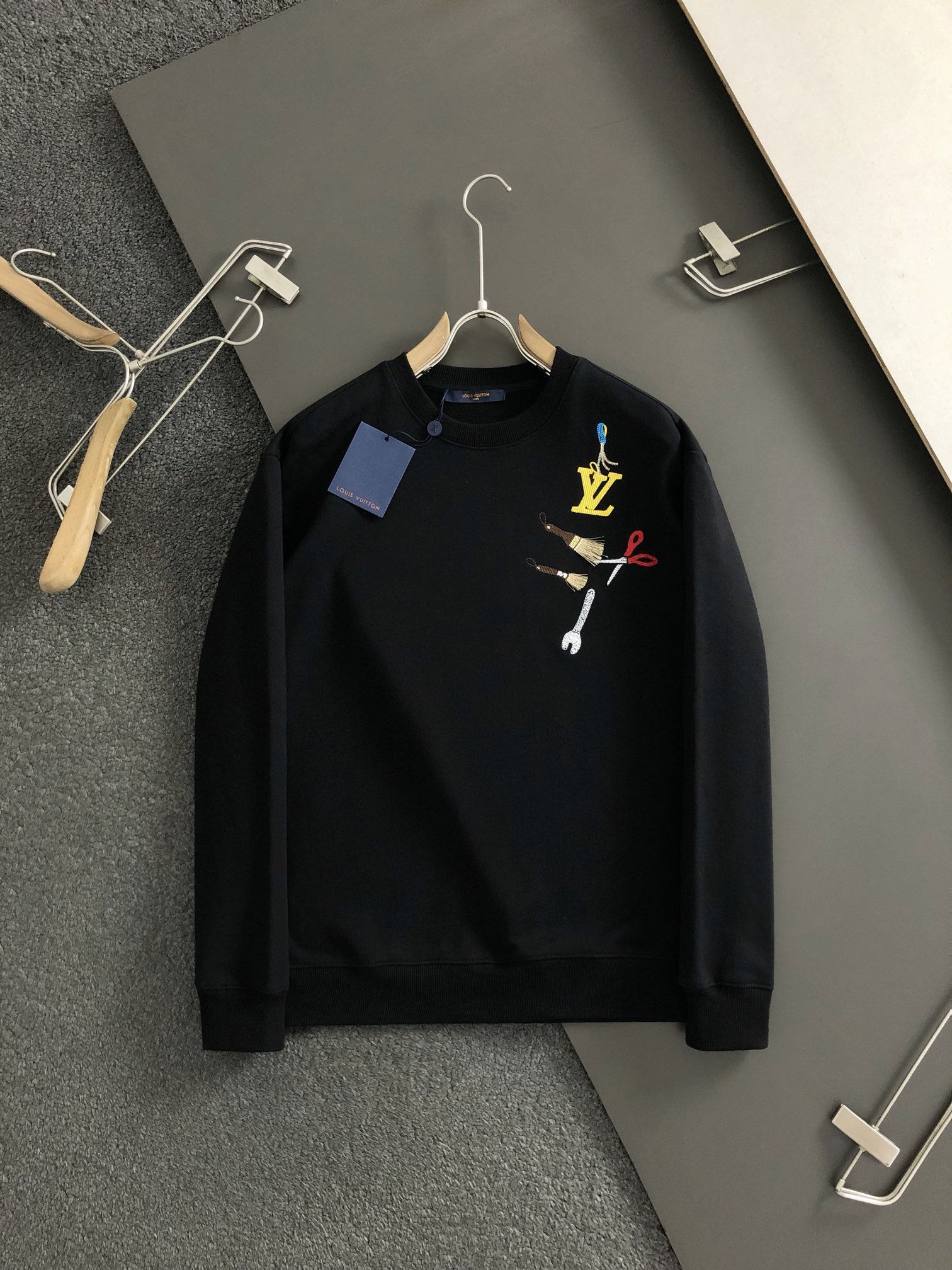 Tool Embroidery Print Long Sleeve Sweatshirt