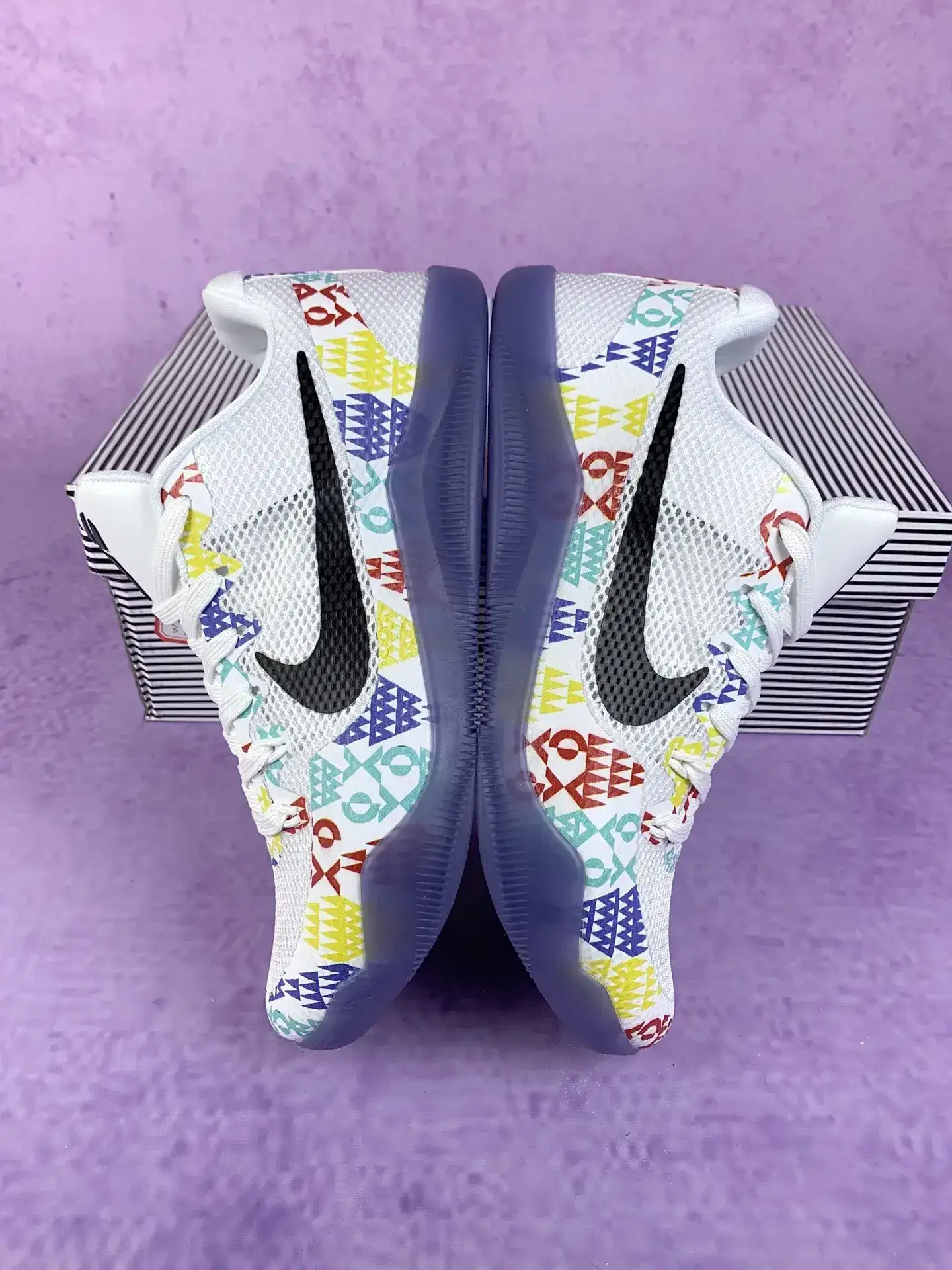Kobe 11 EM Low 'Fundamental White Ice' Custom Basketball Shoes product photo from LabelPicks