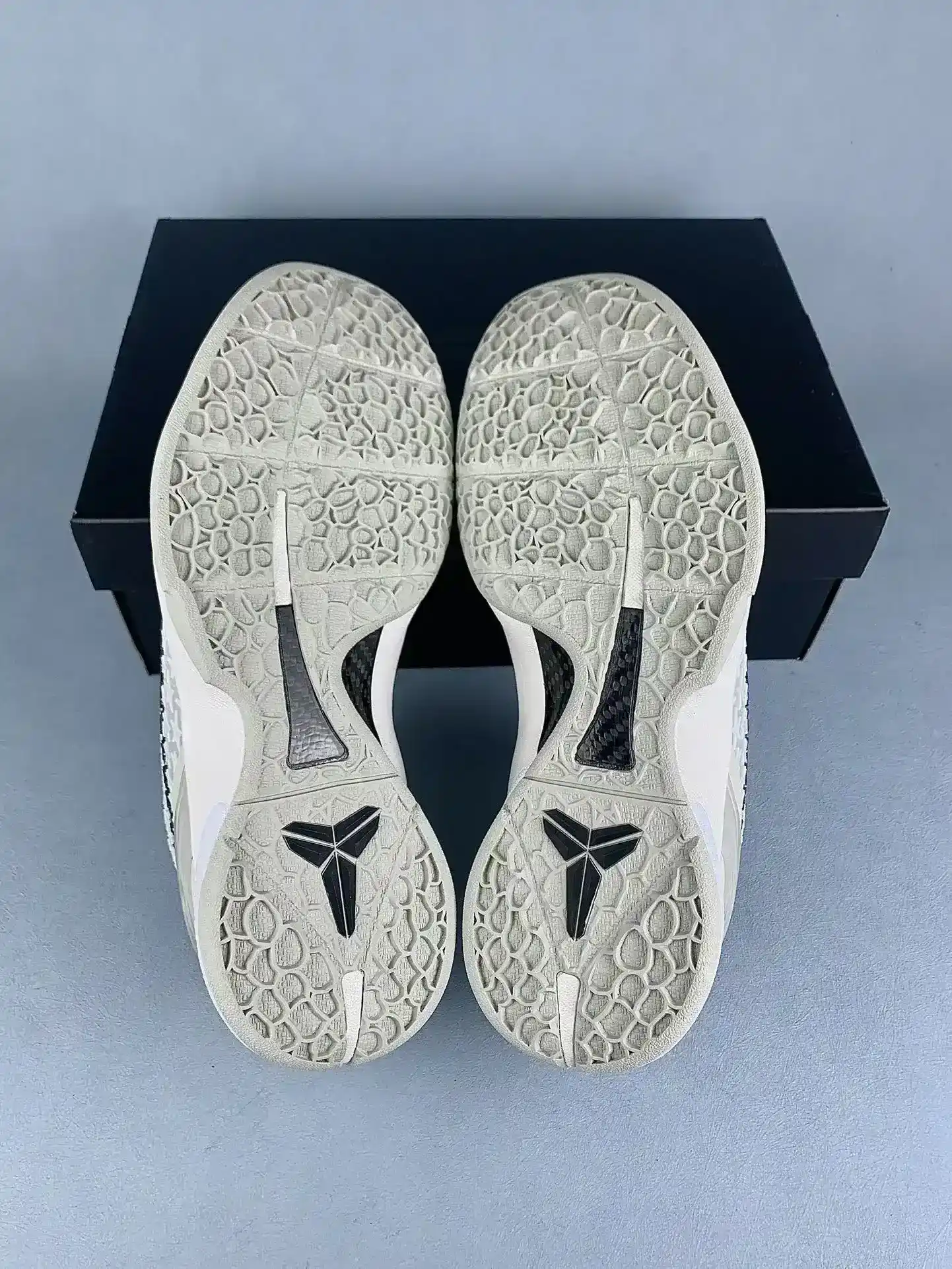 Kobe 6 Protro “Sail” Basketball Shoes product photo from LabelPicks