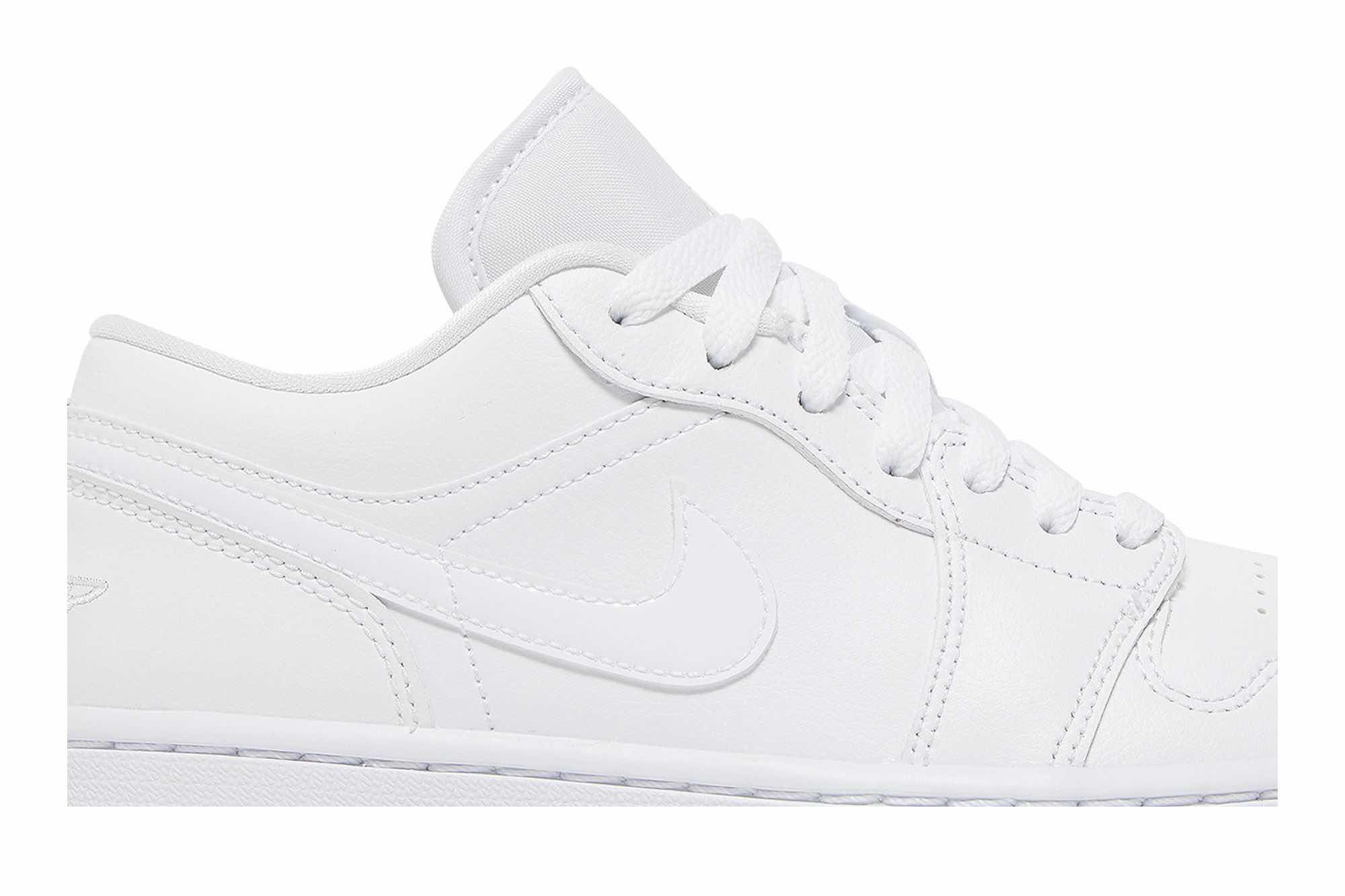 Air Jordan 1 Low ‘Triple White 2022’ DV0990-111