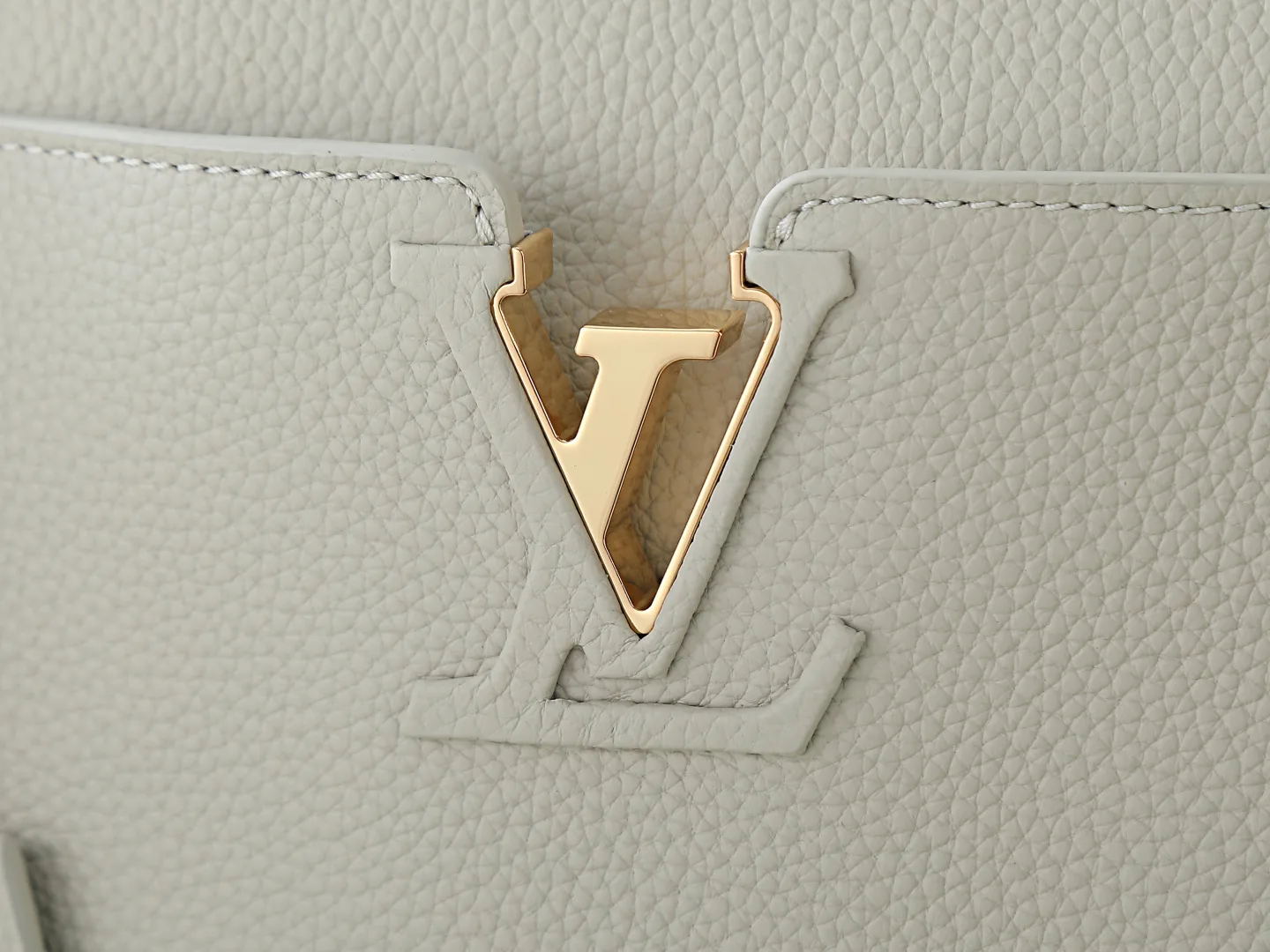 Louis Vuitton Capucines White Calfskin Top Handle Bag product photo from LabelPicks