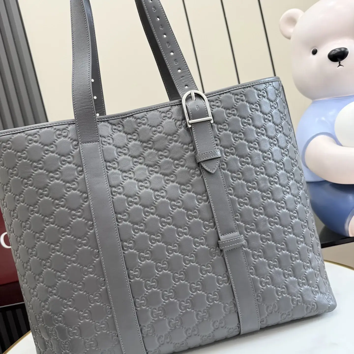 Gucci Smooth Leather Tote Bag product photo from LabelPicks