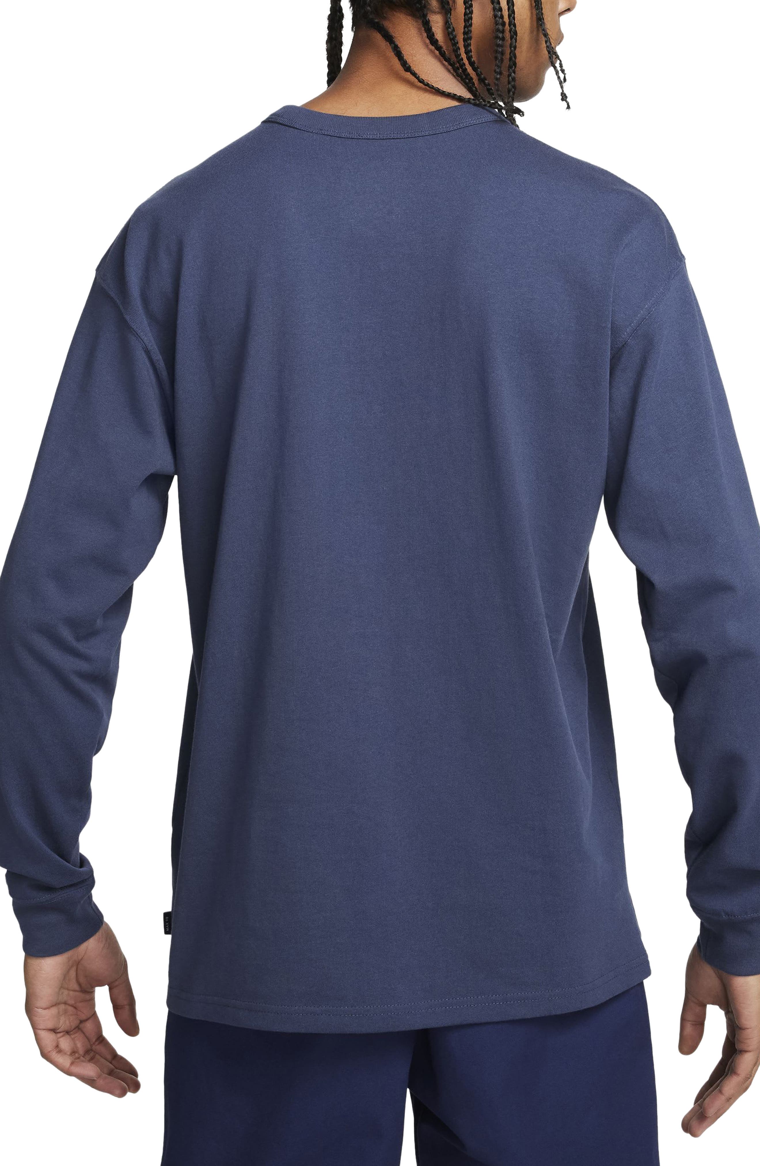 Nike Sportswear Premium Essentials Long Sleeve T-Shirt