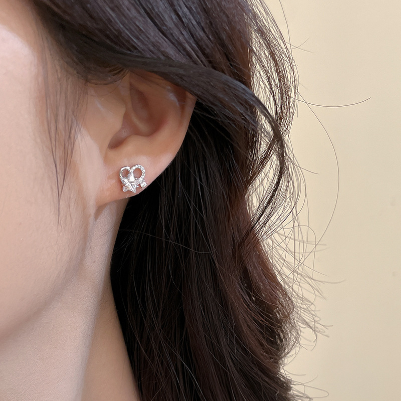 Original Star Heart Earrings for Women, 925 Sterling Silver, Korean Style, Unique Asymmetrical Star and Heart Design, Trendy Ins Style Earrings